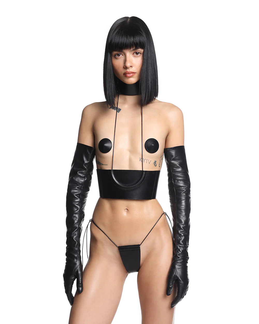 How to Find the Best Leather Lingerie for You