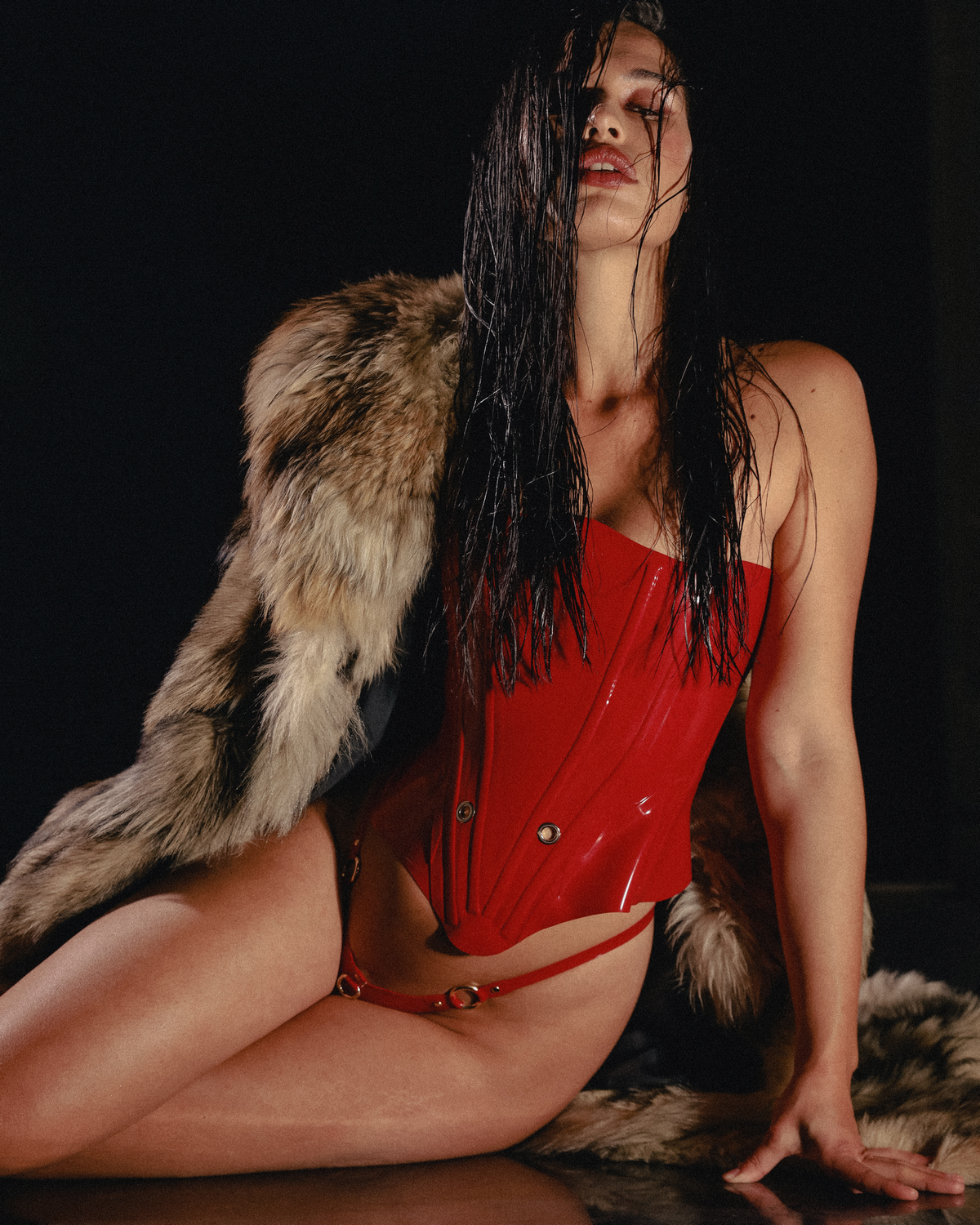 How to Find the Perfect Latex Corset: An Essential Guide